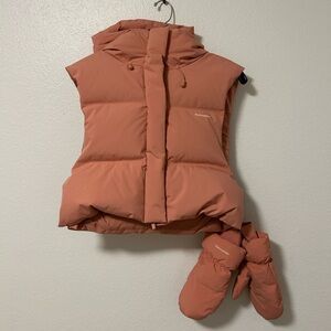 Holzweiler Down Pink Bib / Vest with Matching Gloves / Mittens